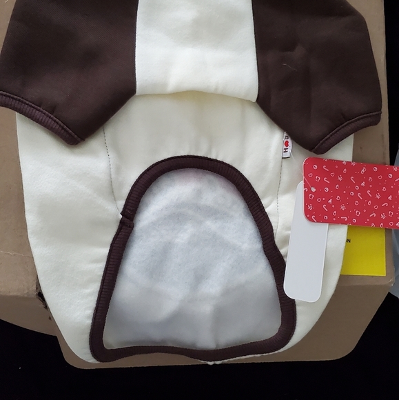 Doggie clothes - Picture 2 of 3